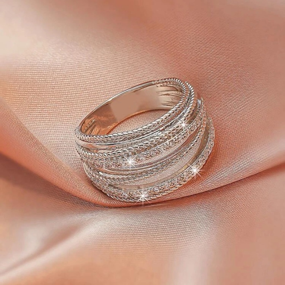 Elegant Silver Women's Ring🌟